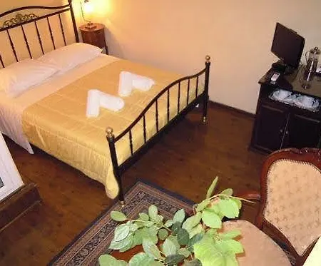 Antico Di Moda Guesthouse Hotel 3*