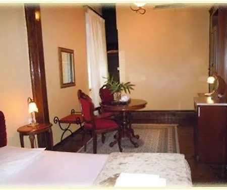 Antico Di Moda Guesthouse 3*