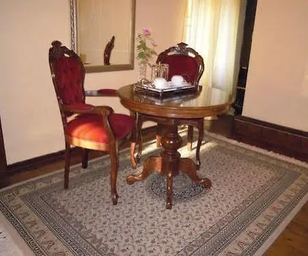 Antico Di Moda Guesthouse Hotel